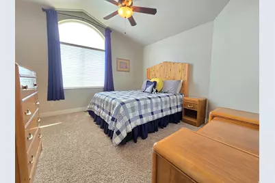 2002 S Chelemes Way E, Clearfield, UT 84015 - Photo 19