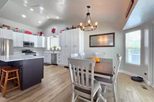 2002 S Chelemes Way E, Clearfield, UT 84015 - Photo 9