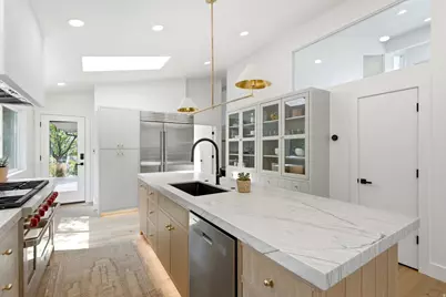2144 S Lakeline Dr E, Salt Lake City, UT 84109 - Photo 13