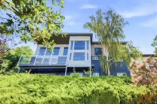 2144 S Lakeline Dr E, Salt Lake City, UT 84109 - Photo 1