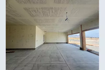 184 E Ax Handle Dr, Grantsville, UT 84029 - Photo 11