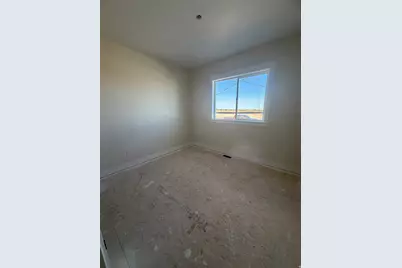 184 E Ax Handle Dr, Grantsville, UT 84029 - Photo 17
