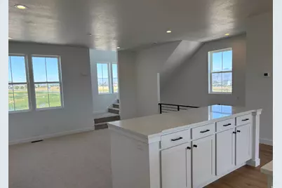 7061 W South Jordan Pkwy S #389, South Jordan, UT 84009 - Photo 3