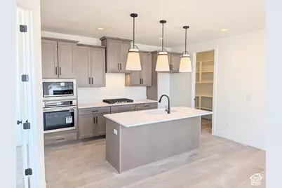 11577 S Markfield Way W #134, South Jordan, UT 84009 - Photo 3