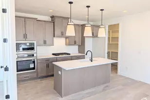 11577 S Markfield Way W, South Jordan, UT 84009 - Photo 3