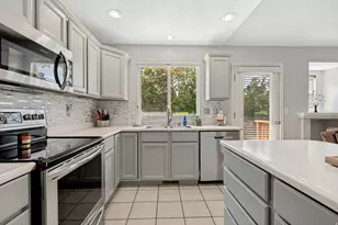 8718 S 5170 W, West Jordan, UT 84081 - Photo 15