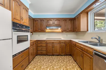 196 W 6th Ave, Midvale, UT 84047 - Photo 11