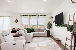 735 N 300 W, Smithfield, UT 84335 - Photo 5