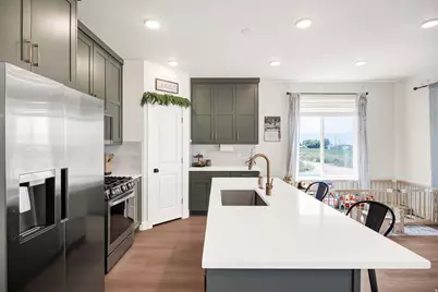 735 N 300 W, Smithfield, UT 84335 - Photo 9