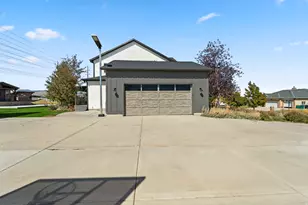 15258 S Mountainside Dr W, Bluffdale, UT 84065 - Photo 93