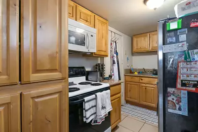 135 S 600 W, Provo, UT 84601 - Photo 29
