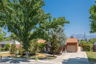 5471 S Knollcrest St E, Murray, UT 84107 - Photo 1