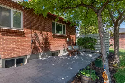 5471 S Knollcrest St E, Murray, UT 84107 - Photo 29
