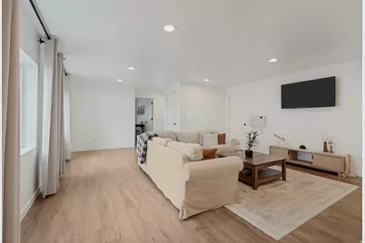 8061 S Oakridge Dr, West Jordan, UT 84081 - Photo 27