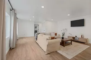 8061 S Oakridge Dr, West Jordan, UT 84081 - Photo 27