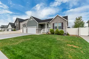 8061 S Oakridge Park Dr, West Jordan, UT 84081 - Photo 3