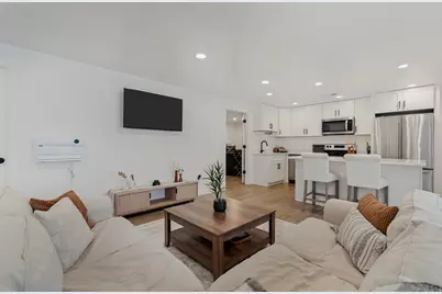 8061 S Oakridge Dr, West Jordan, UT 84081 - Photo 25