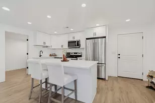 8061 S Oakridge Dr, West Jordan, UT 84081 - Photo 29