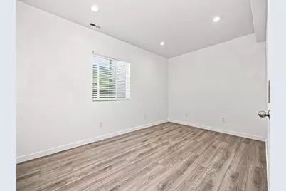 733 S School House Rd, Saratoga Springs, UT 84045 - Photo 33