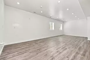 733 S School House Rd, Saratoga Springs, UT 84045 - Photo 29