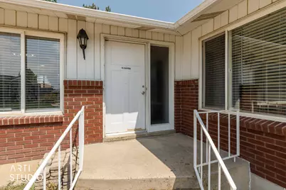 1058 W 4550 S, Riverdale, UT 84405 - Photo 5