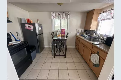 3327 S Jefferson E, Ogden, UT 84403 - Photo 7