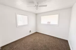 3327 S Jefferson E, Ogden, UT 84403 - Photo 5