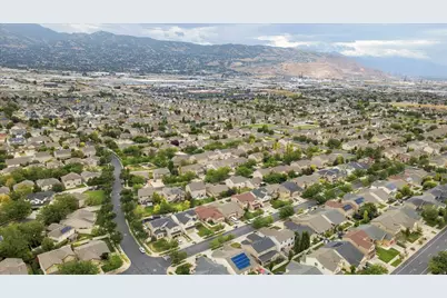 998 N Cambria Dr W, North Salt Lake, UT 84054 - Photo 39