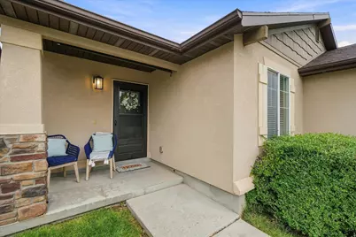 998 N Cambria Dr W, North Salt Lake, UT 84054 - Photo 29