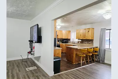 164 S 100 E, Price, UT 84501 - Photo 3
