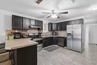 262 E 8960 S, Sandy, UT 84070 - Photo 3
