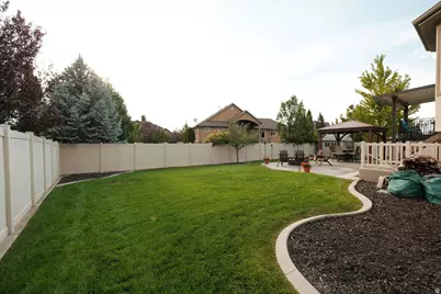 1806 S 3525 W Cir W, Syracuse, UT 84075 - Photo 13