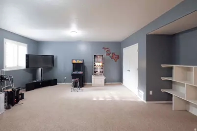 1806 S 3525 W Cir W, Syracuse, UT 84075 - Photo 47