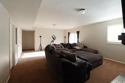 1806 S 3525 W Cir W, Syracuse, UT 84075 - Photo 45