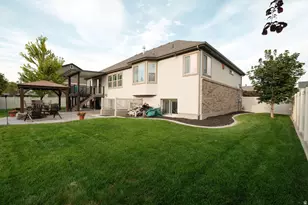 1806 S 3525 W Cir W, Syracuse, UT 84075 - Photo 11