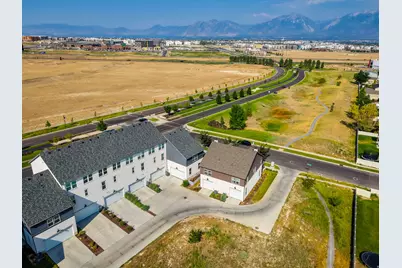 11422 S 5740 W, South Jordan, UT 84009 - Photo 5