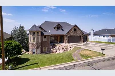 5055 Charenton Cove Cir S, Ogden, UT 84403 - Photo 3