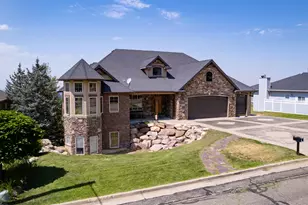 5055 Charenton Cove Cir S, Ogden, UT 84403 - Photo 3