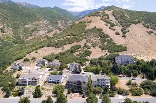 5055 Charenton Cove Cir S, Ogden, UT 84403 - Photo 11