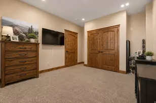 5055 Charenton Cove Cir S, Ogden, UT 84403 - Photo 45