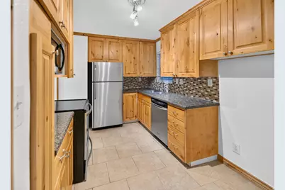 526 S Idaho Ave E, Provo, UT 84606 - Photo 3
