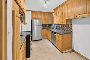 526 S Idaho Ave E, Provo, UT 84606 - Photo 3