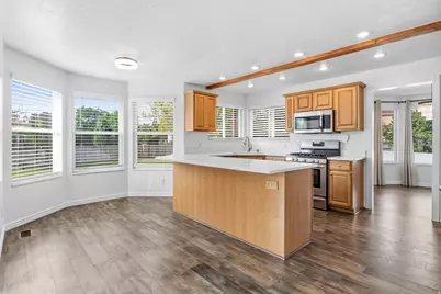 2909 W 9755 S, South Jordan, UT 84095 - Photo 11