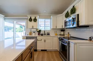 898 W 1025 N, Clinton, UT 84015 - Photo 17