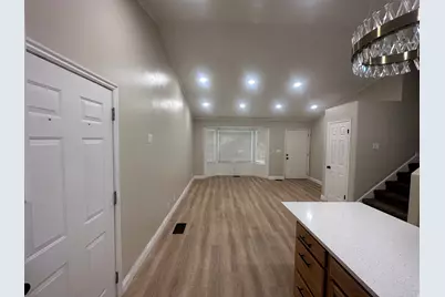 898 W 1025 N, Clinton, UT 84015 - Photo 13