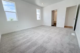 233 W Waterstone Circle, Murray, UT 84107 - Photo 11