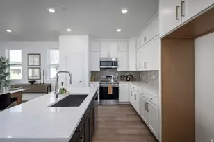233 W Waterstone Circle, Murray, UT 84107 - Photo 17