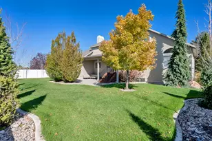 686 Wellington Dr, Kaysville, UT 84037 - Photo 9