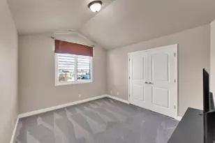 686 Wellington Dr, Kaysville, UT 84037 - Photo 35