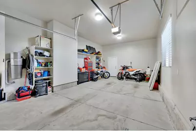 686 Wellington Dr, Kaysville, UT 84037 - Photo 43